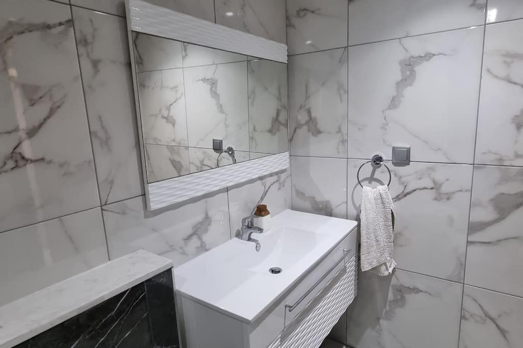Fantastique, Luxerieux, Agreabel Appartement Монастір Екстер'єр фото